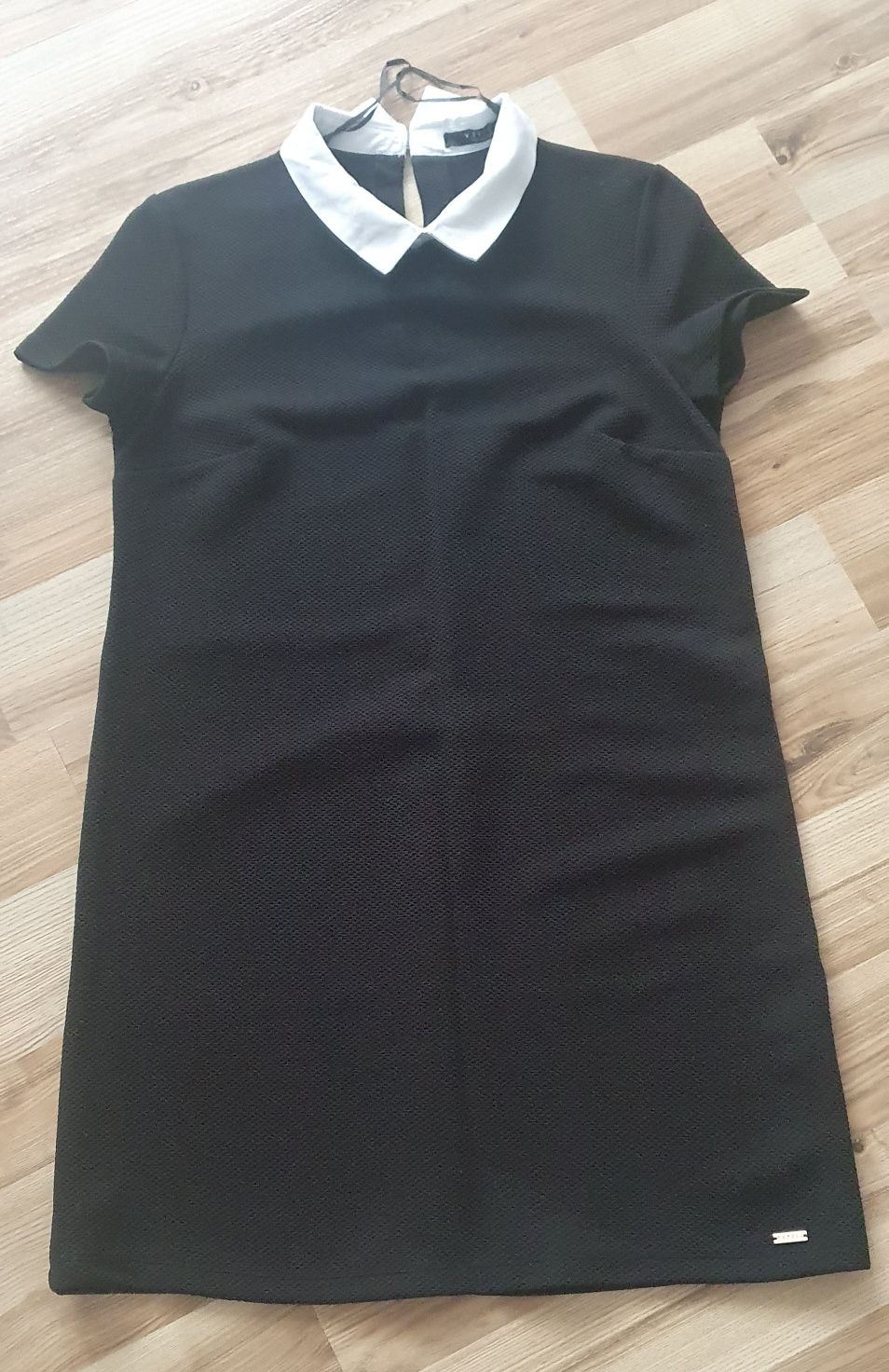Sukienka czarna z Mohito