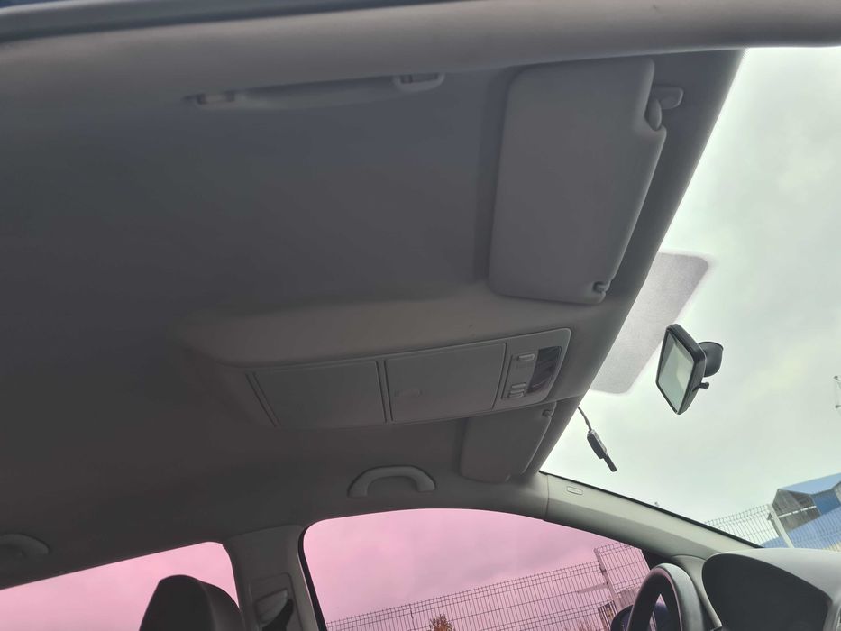 VW touran 1.6 mpi +газ добрий стан