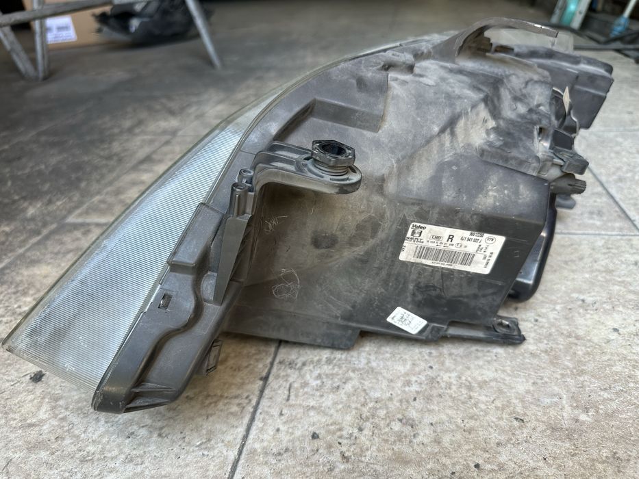 Farol seat ibiza 6J 8p1 2015/16/17 otica optica H4