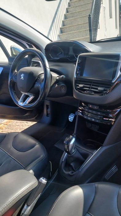 Peugeot 208 1.6 2017