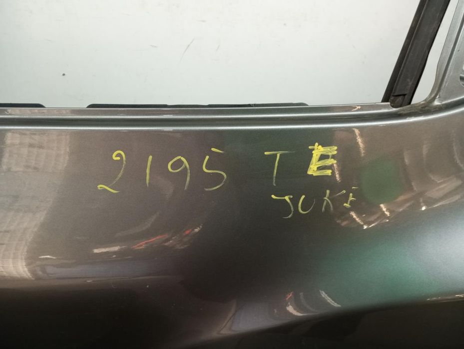 Porta trás esquerda NISSAN Juke (F15)