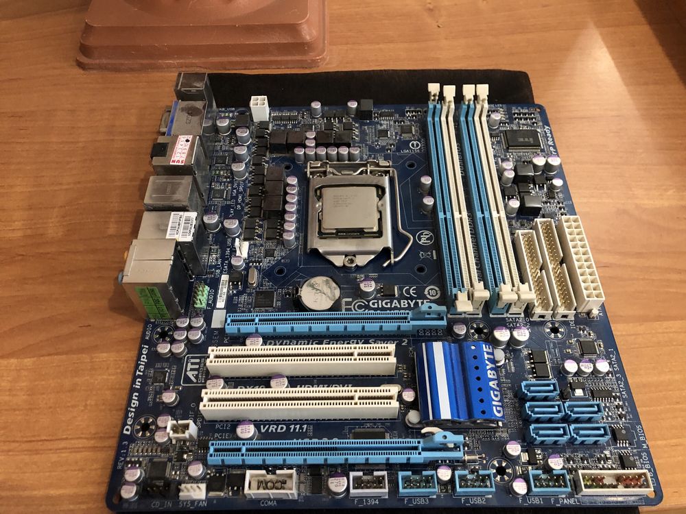 Материнская плата Socket LGA 1156 GIGABYTE GA-H55M-UD2H c HDMI Б/У