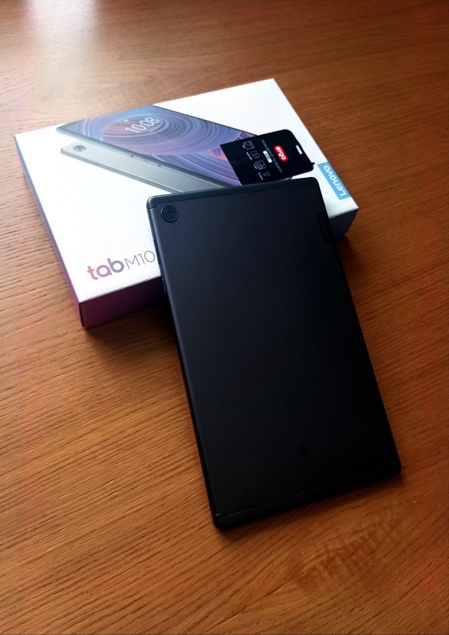 Продам планшет Lenovo tab m10 phd plus стан нового