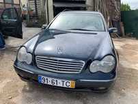 Mercedes-Benz 220