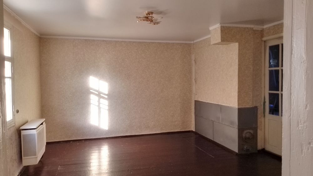 Продається газифікований будинок в с. Заозерне