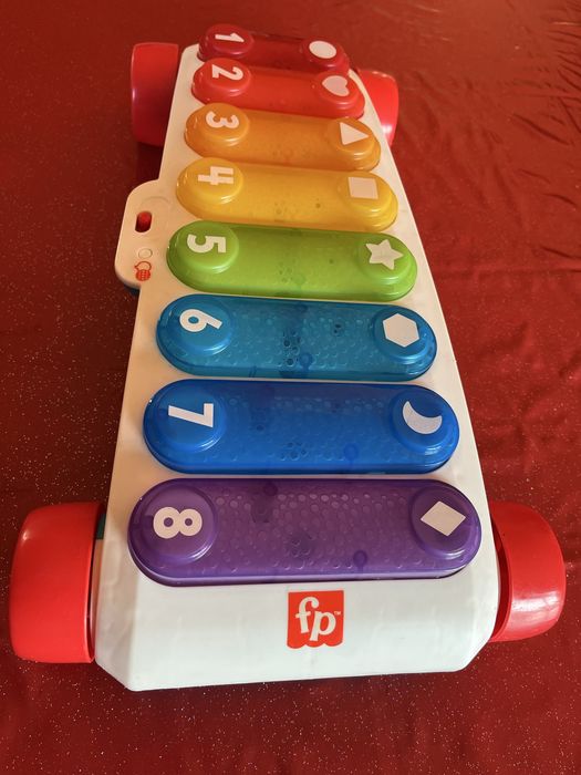Xilofone Musical Gigante com Luzes e Som de puxar Fisher Price
