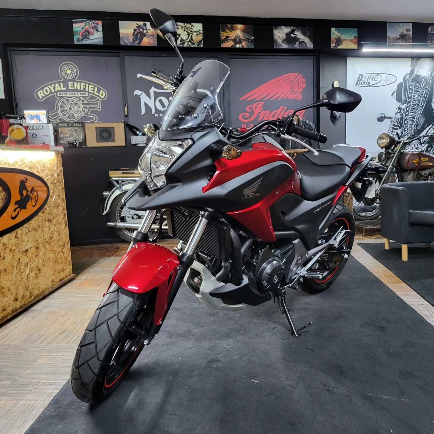 Honda NC 750X 2015 Apenas 900 km