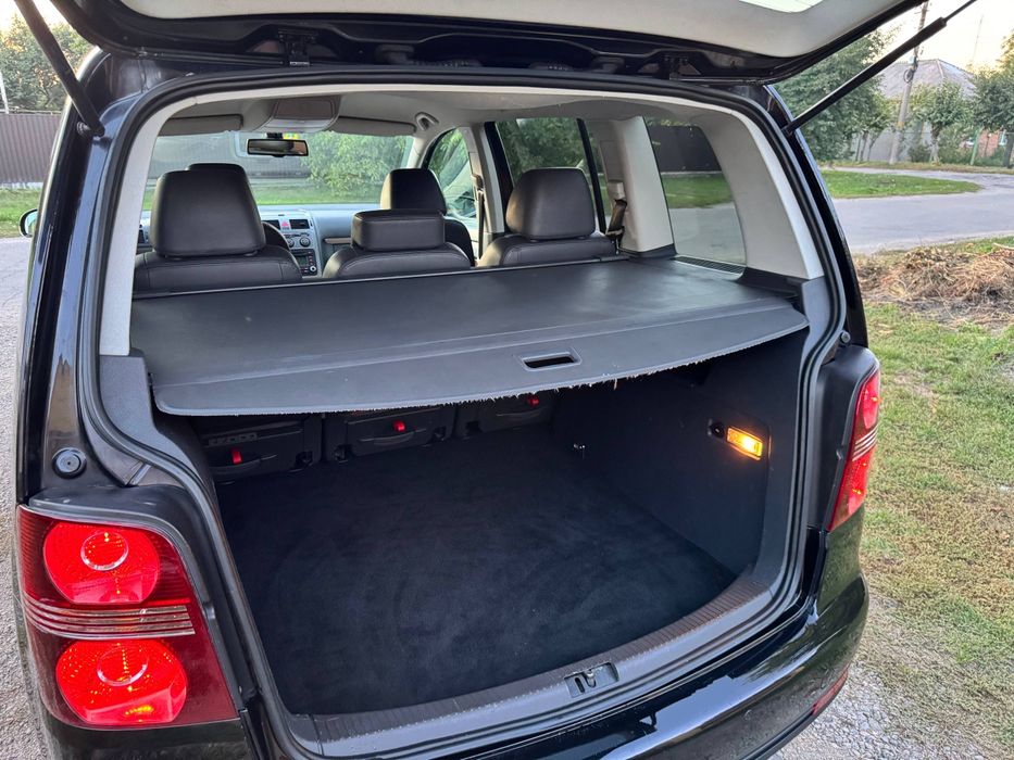 Фольксваген тоуран