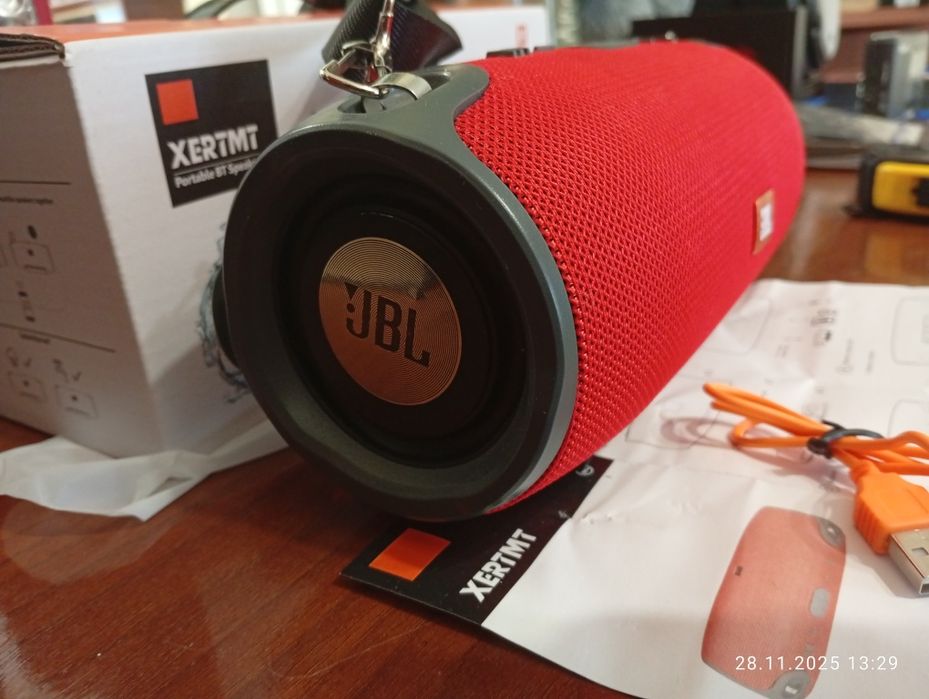 Велика вайфай колонка UBL Extreme куплена в Англії