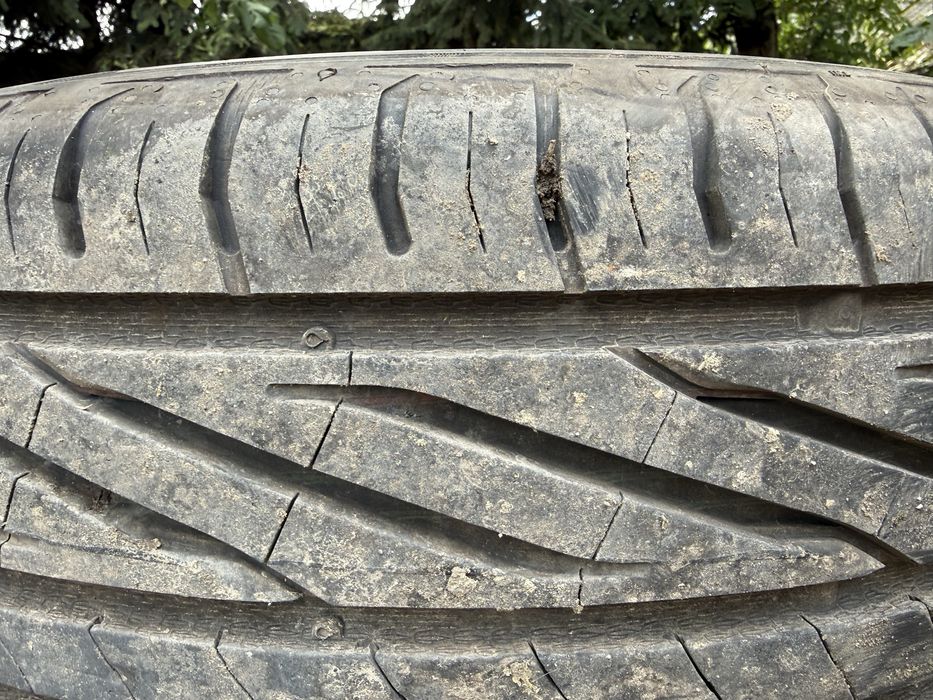 Б/У ЛІТНІ ШИНИ UNIROYAL RAINSPORT 5 205/55 R16 91 V та диски 4 108 16