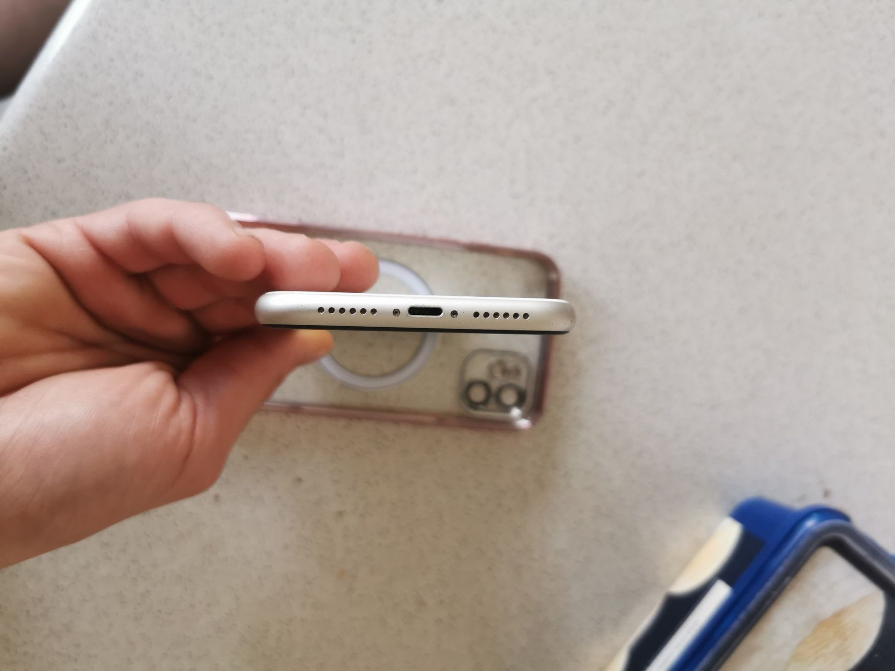 Iphone 11 4/64gb
