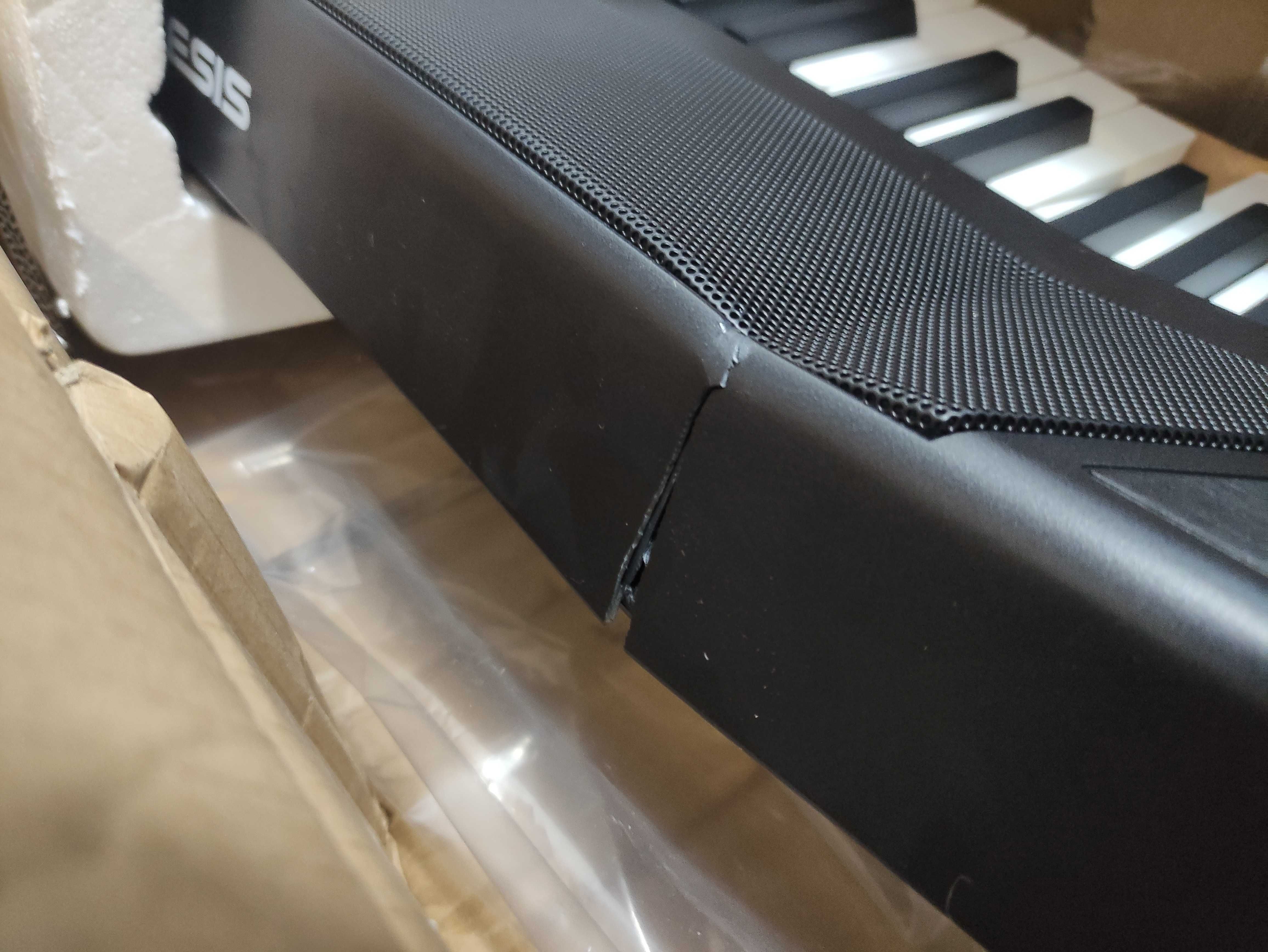 Alesis Recital 88-Key (Black) pianino elektryczne nowe z uszkodzeniem