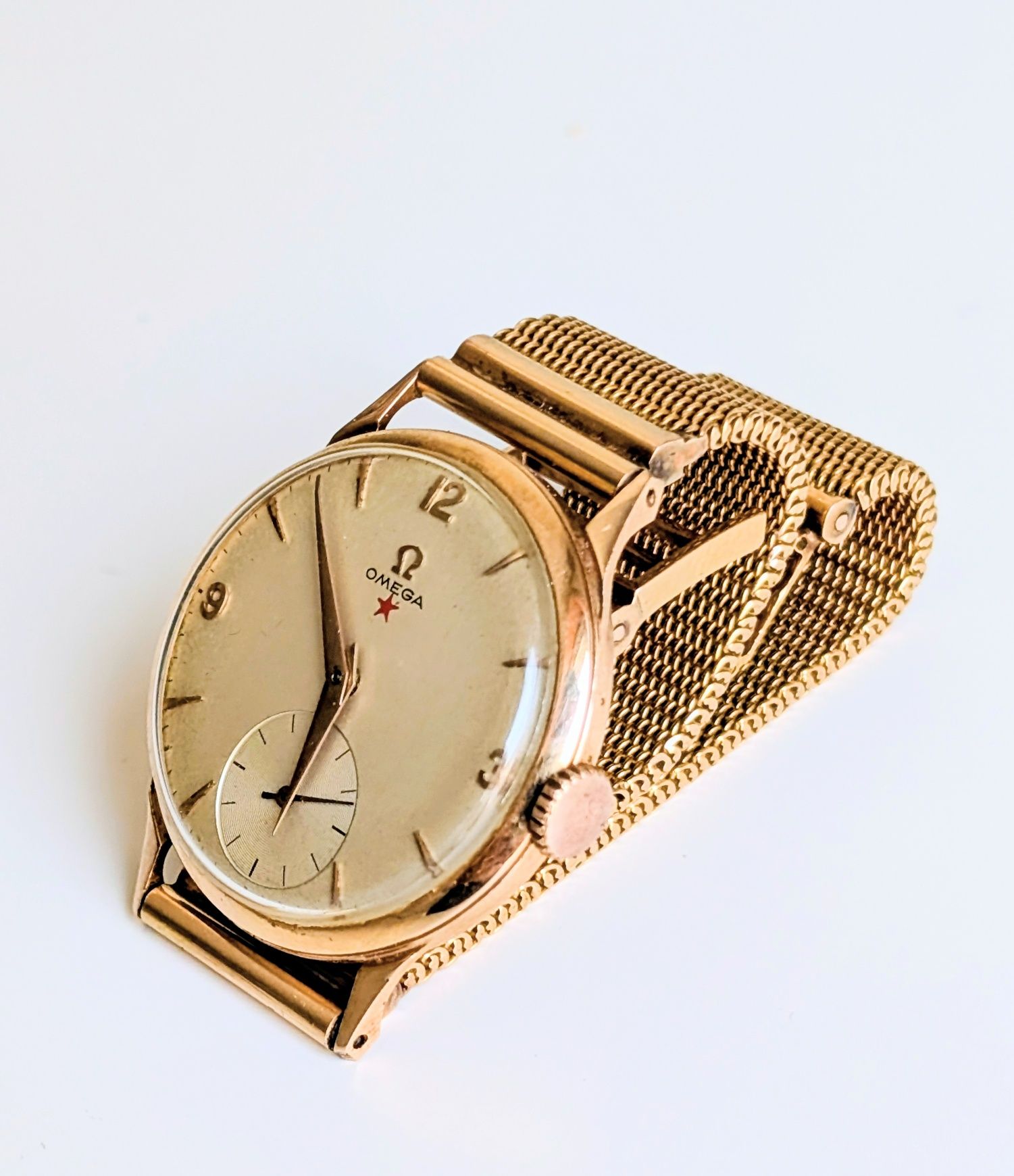 Omega estrela vermelha