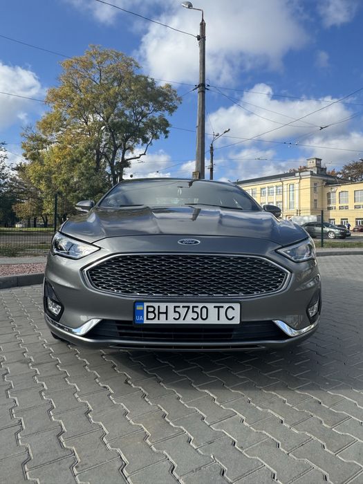 Ford Fusion 2013 Plug-In Hybrid Titanium