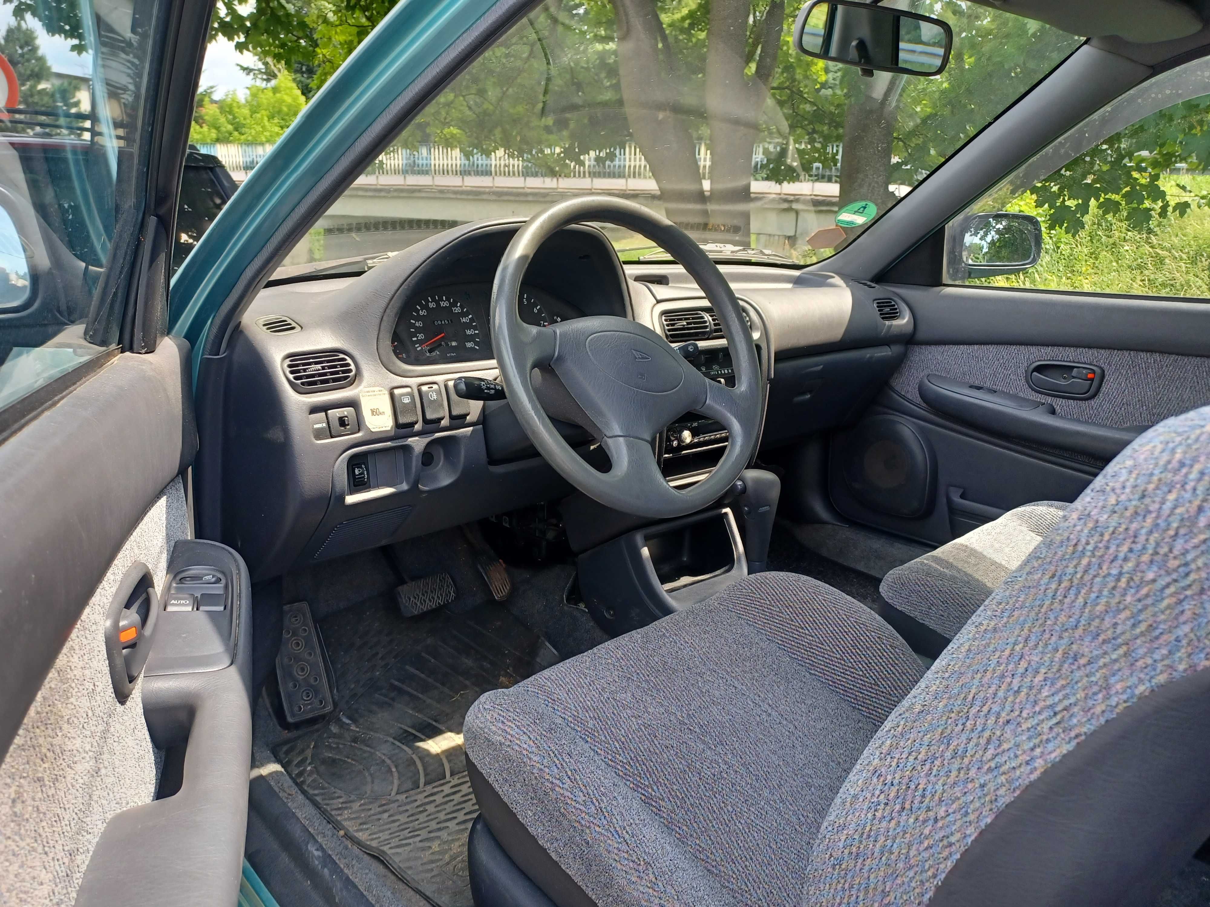 daihatsu charade automat