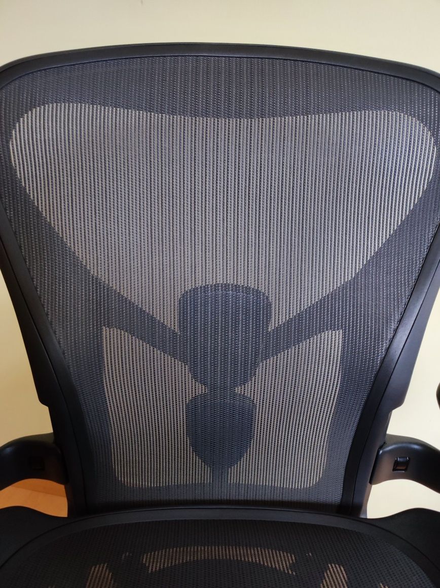 Cadeira Herman Miller Aeron Remastered Full Extras como nova