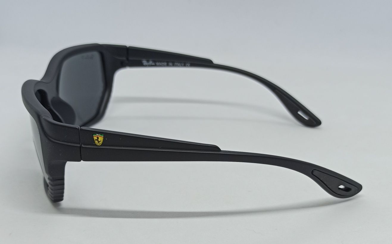 Ray Ban Ferrari очки мужские стильные черные матовые линзы поляризован