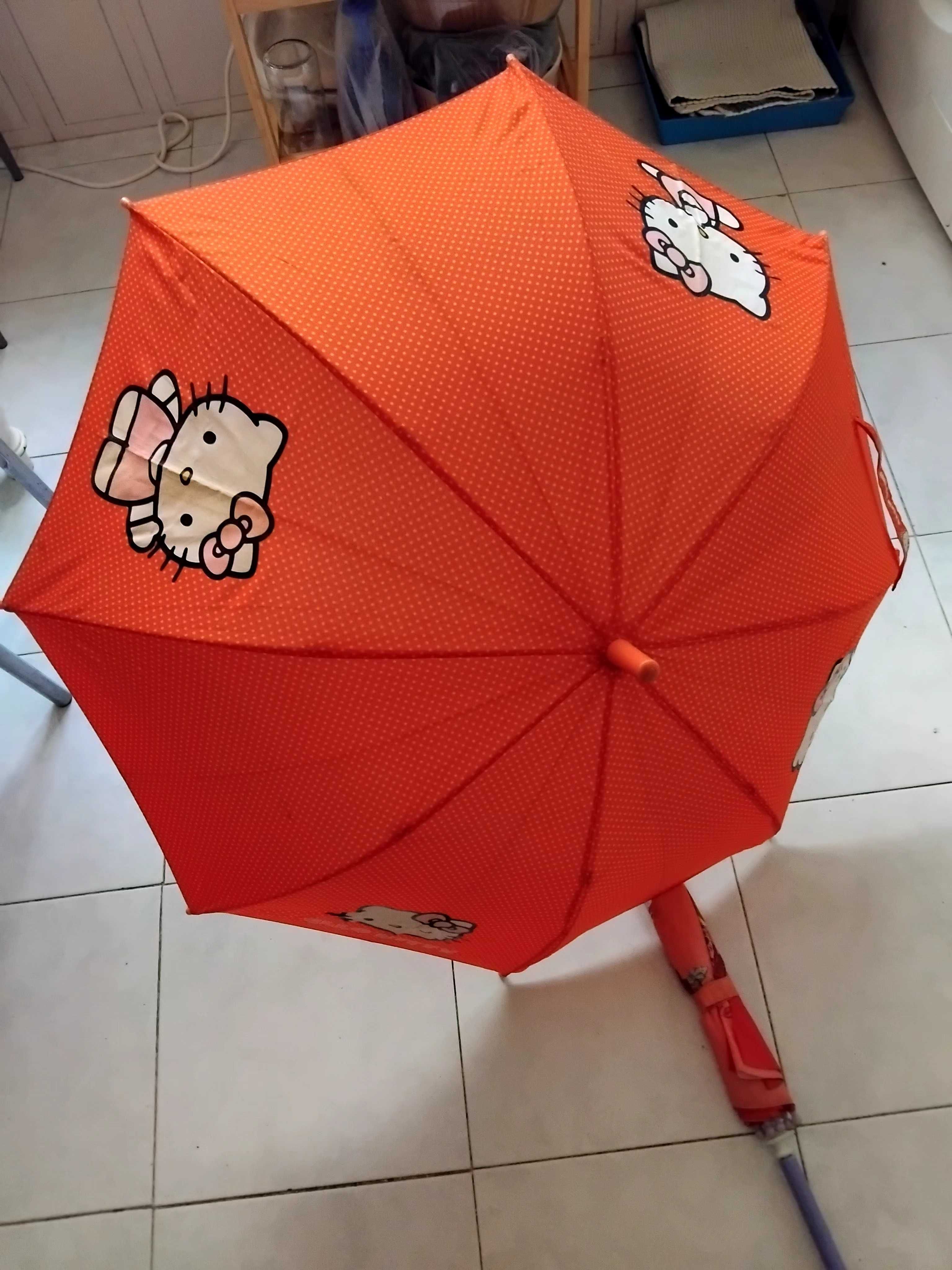 Guarda-chuva de crianca , Barbie e Hello Kitty