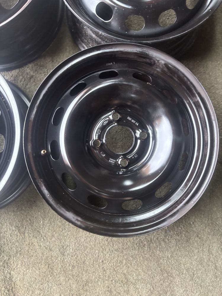 4x108 FORD 6Jx15 ET45 63,4 felgi stalowe FIESTA B-MAX