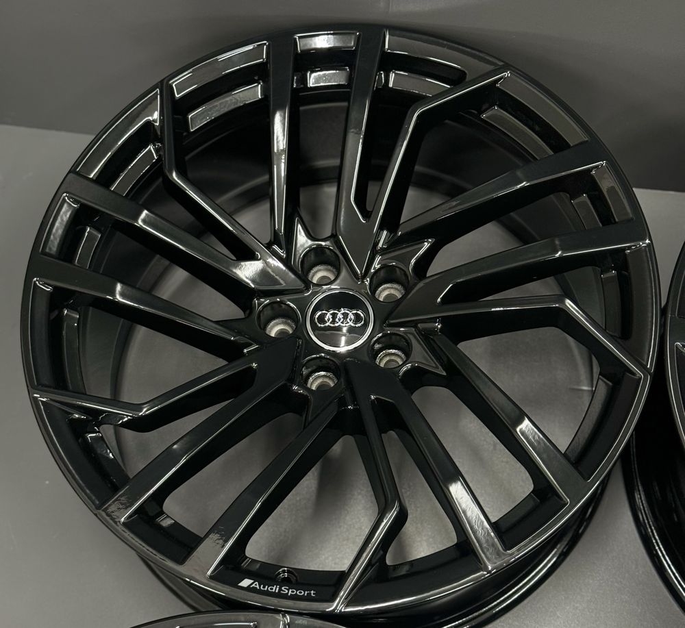 Диски оригінальні Audi RS4 RS5 A5 S5 Q7 SQ7 Q8 Ауді 20 R20 8W0601025FT