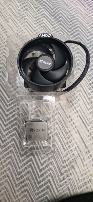 Процесор AMD ryzen 7 2700