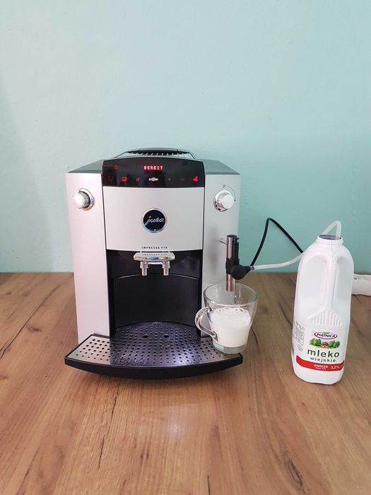 Ekspres JURA F70 bardzo ładny gwarancja 6 m-cy serwis