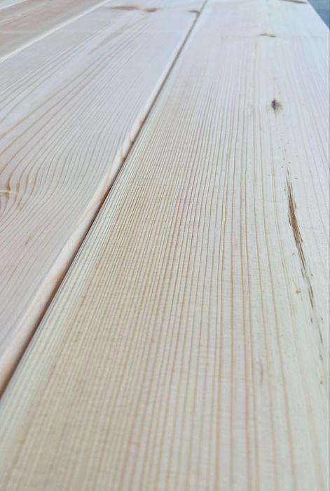 Deska sosnowa 32x180 mm - gładka