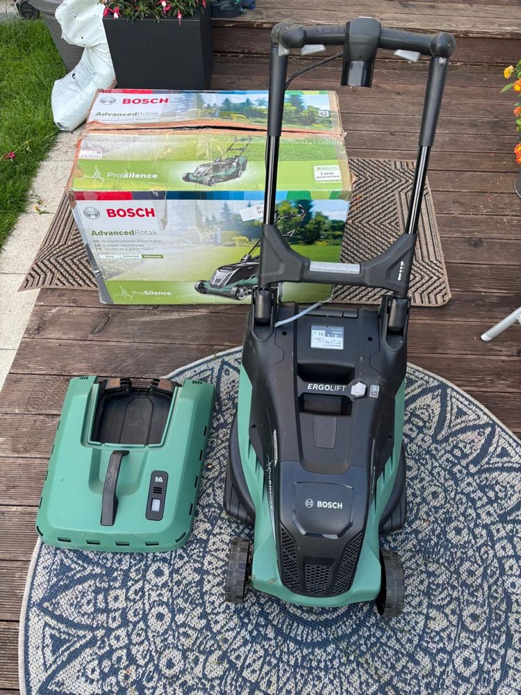 Kosiarka elektryczna Bosch advancedrotak 770 46 cm
