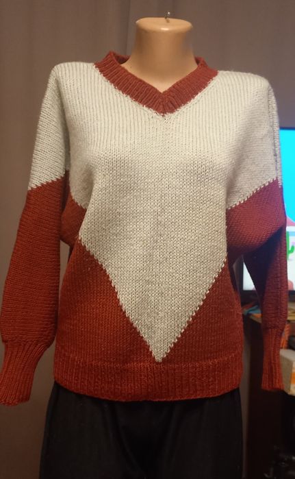 Трикотажн.8 свитеров +1гольфик за 200грн