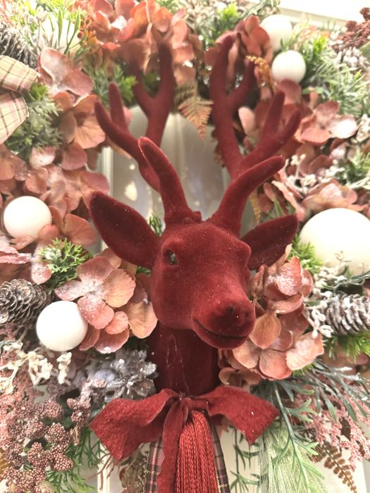 Wianek Świąteczny  z Bordowym Reniferem