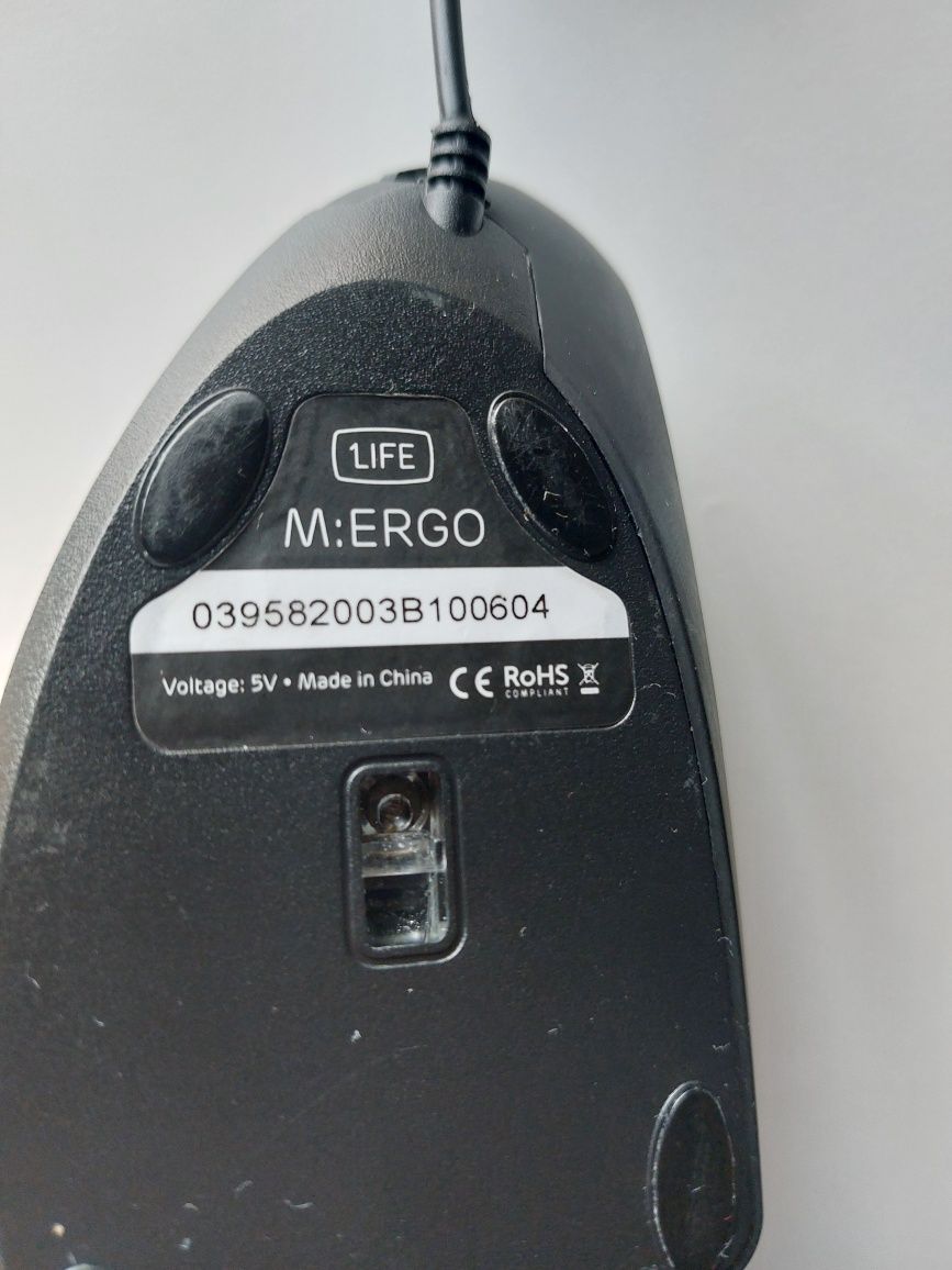 Rato Óptico Vertical 1600DPI Ergonomico.