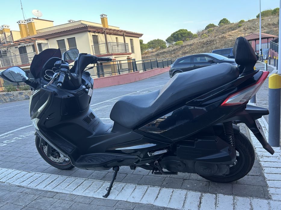 Scooter Sym gts 125