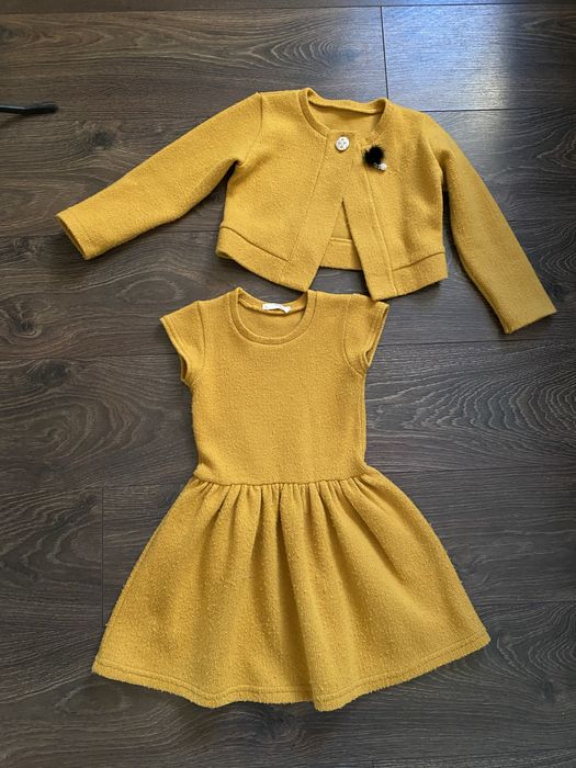 Платтячко тепле на 4-5 років