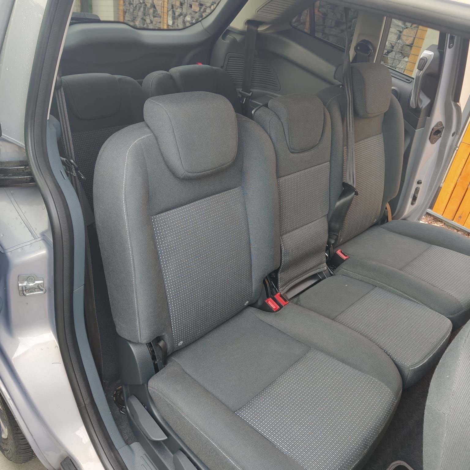 Ford Grand C Max 1,6 benzyna