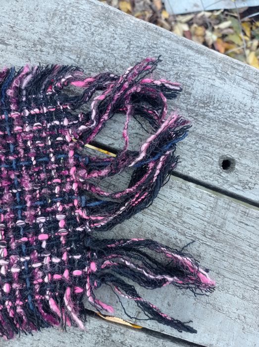 Женская сумка-сумка из твида в клетку и шарф.