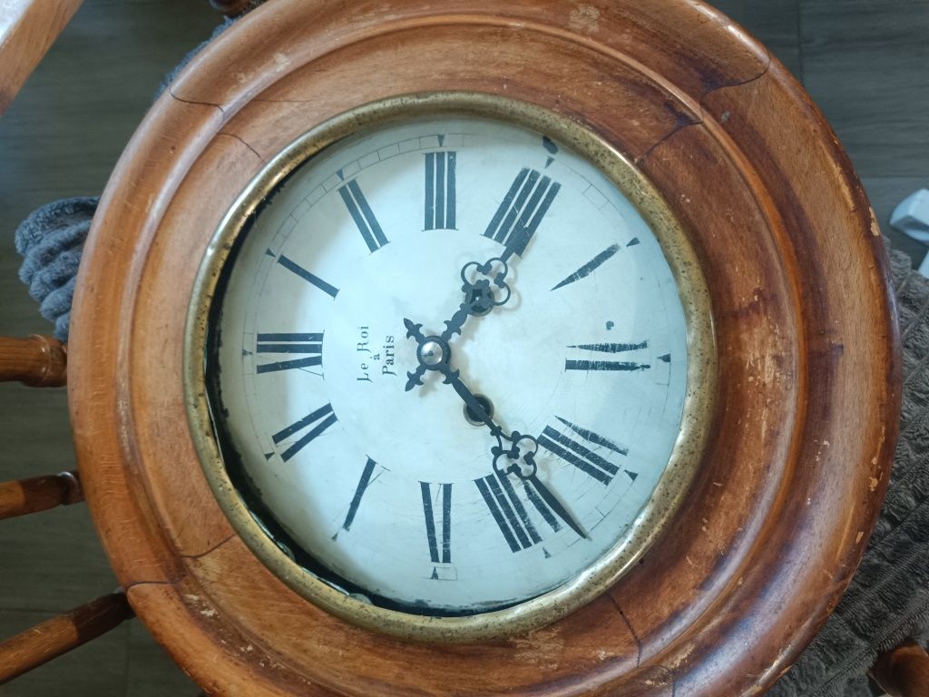 Stary zegar mechanizm naprawa