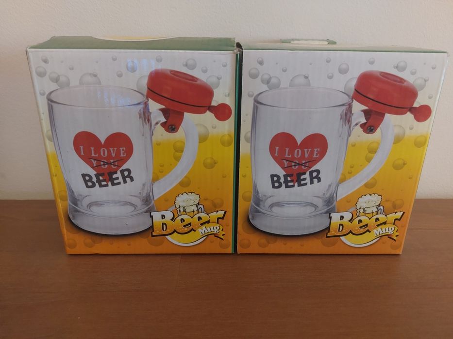 Artigo NOVO na Caixa - Party Beer Mugs 400Ml