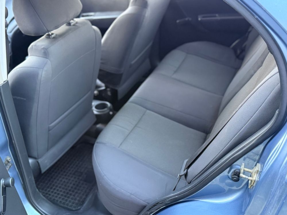 Прадається Chevrolet Aveo 2005 року