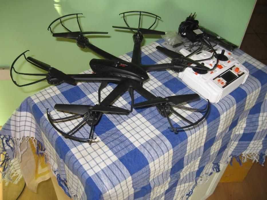 Dron RC zdalnie sterowany