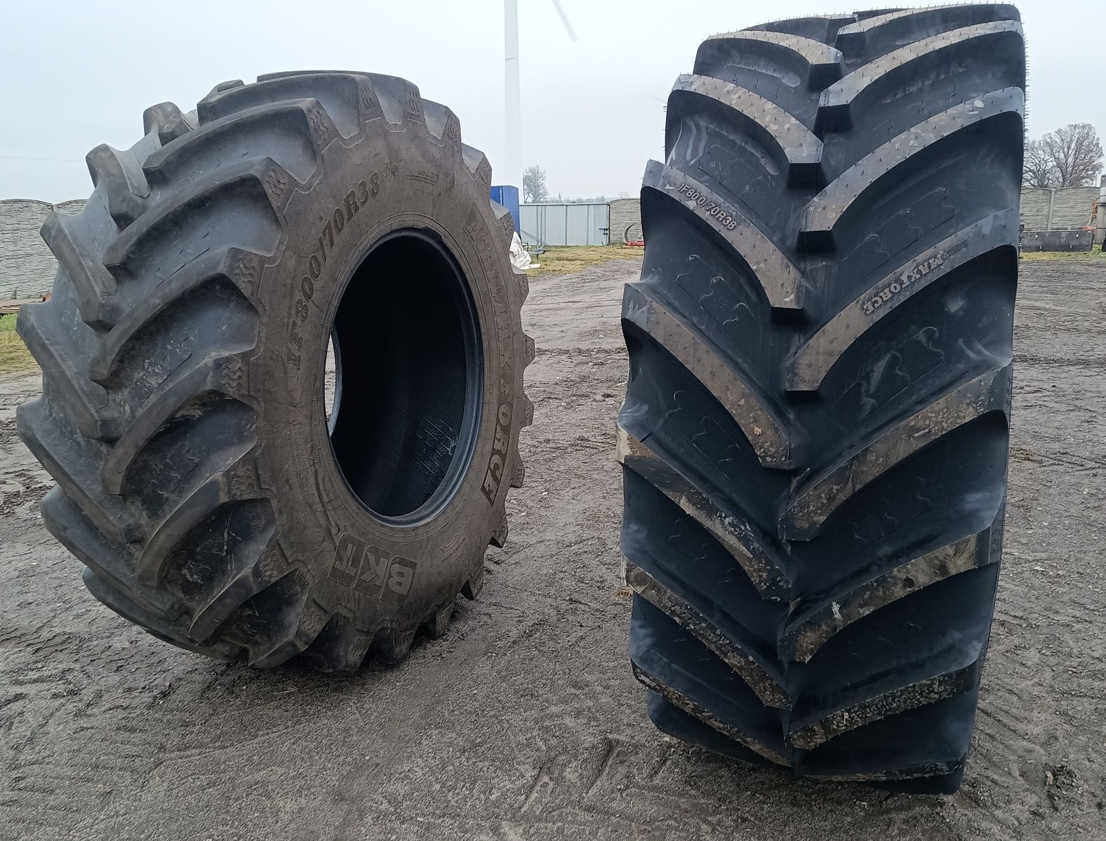 800 70 r38 bkt jak nowe para cena za komplet