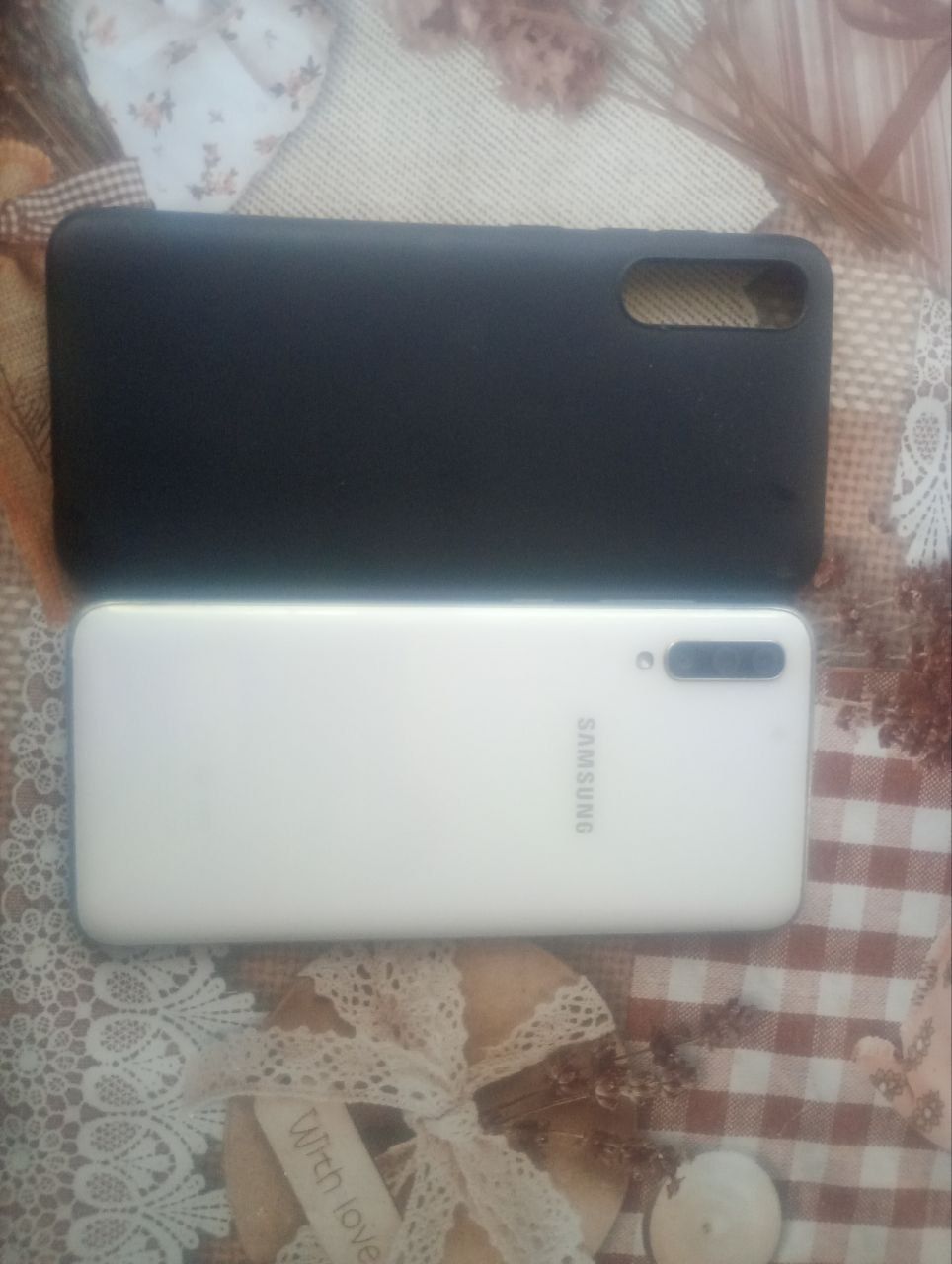 Продам самсунг гелексі А70 бу