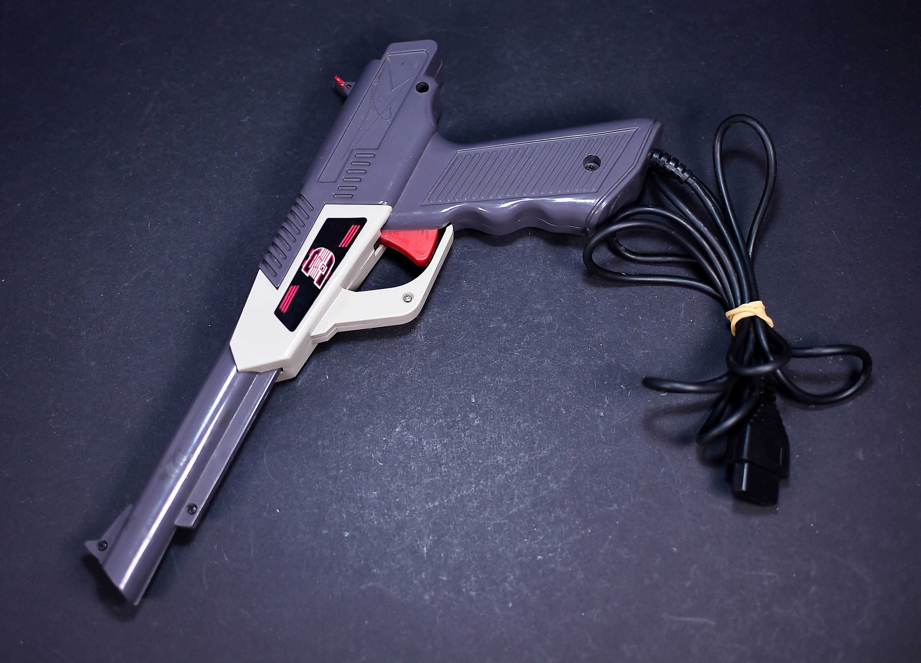 Pistolet Pegasus Szary