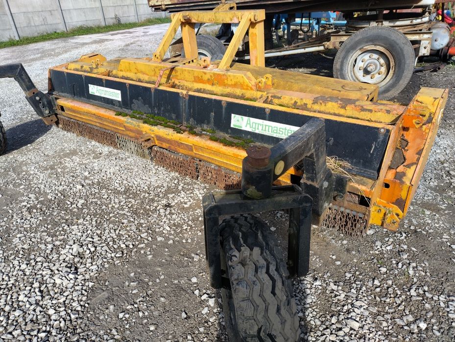Mulczer, kosiarka bijakowa szerokość robocza 3.9m