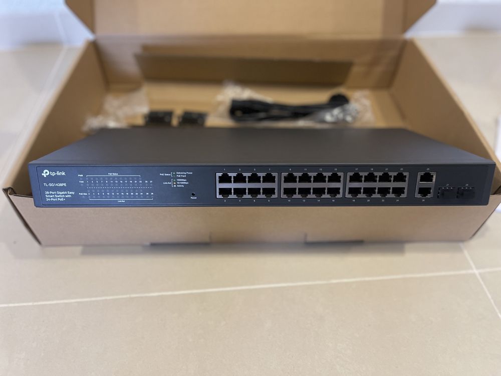 Switch 28 portas Gigabit PoE TP link