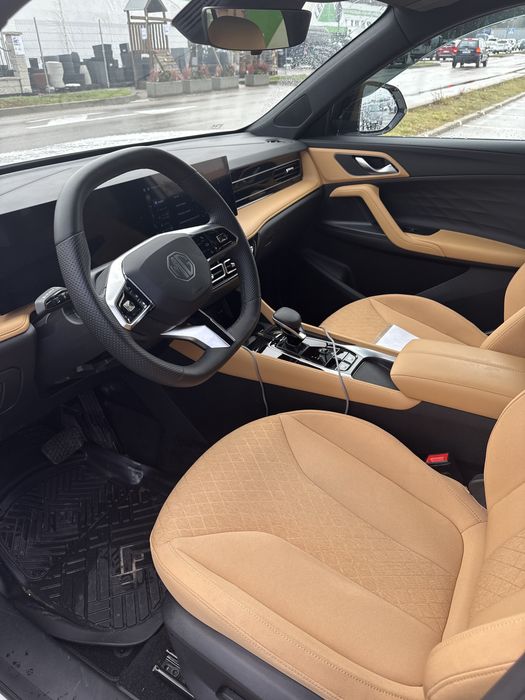 MG HS 1.5 T-GDI Excite DCT