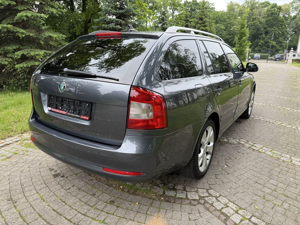 Skoda Octavia 1.2 beznyna/automat/bogato wyposazona/ zarejestrowana!