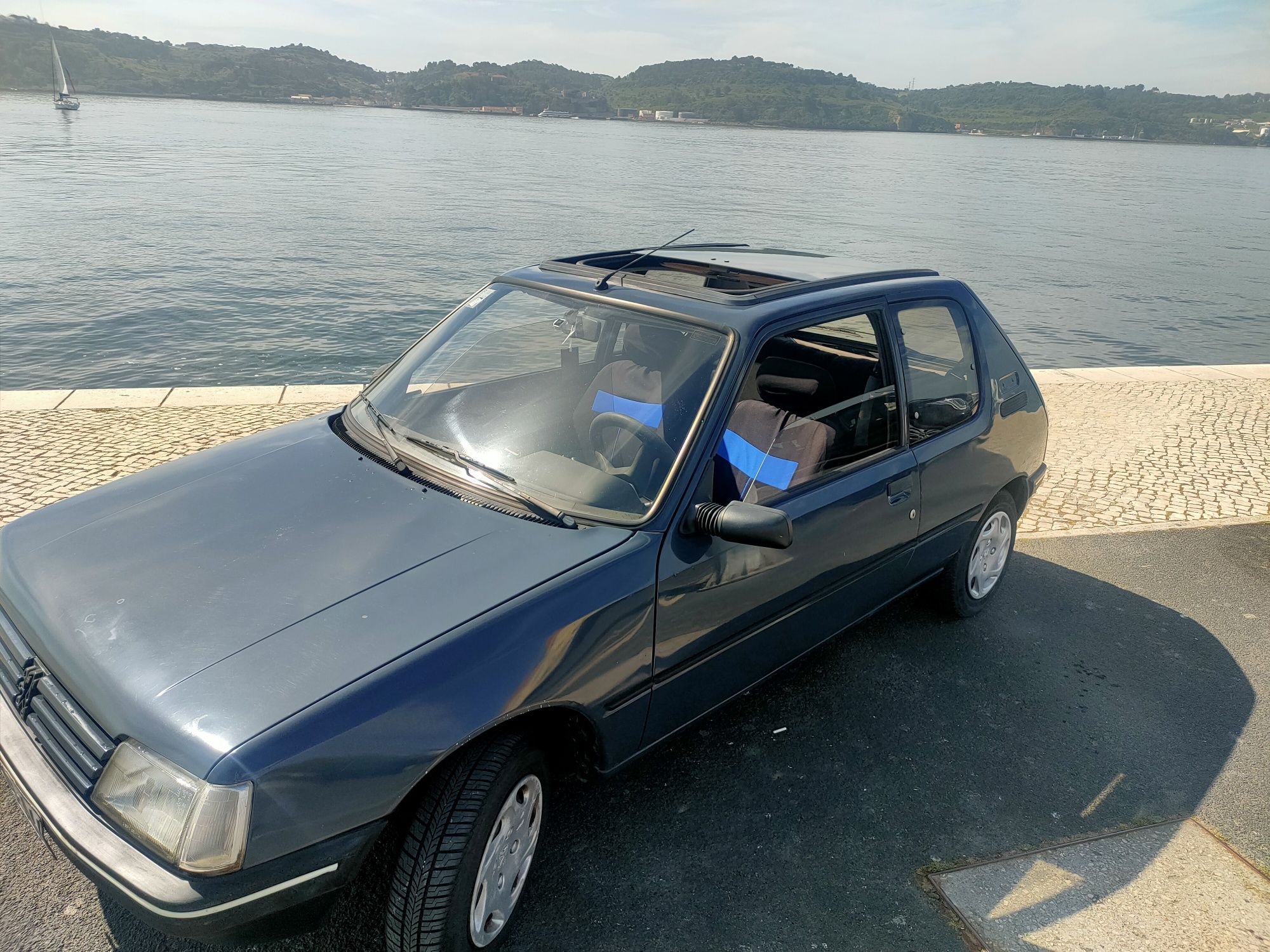 Peugeot 205 1.1 XR