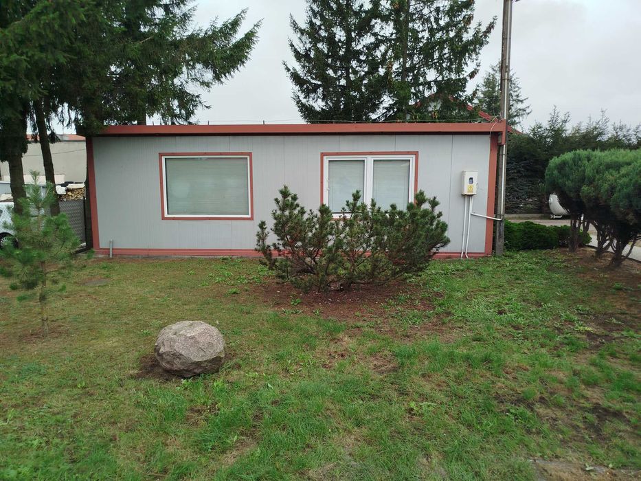 Plac 1200m2 (12ar) z pawilonem 50m2 utwardzony ogrodzony ul.Pułtuska