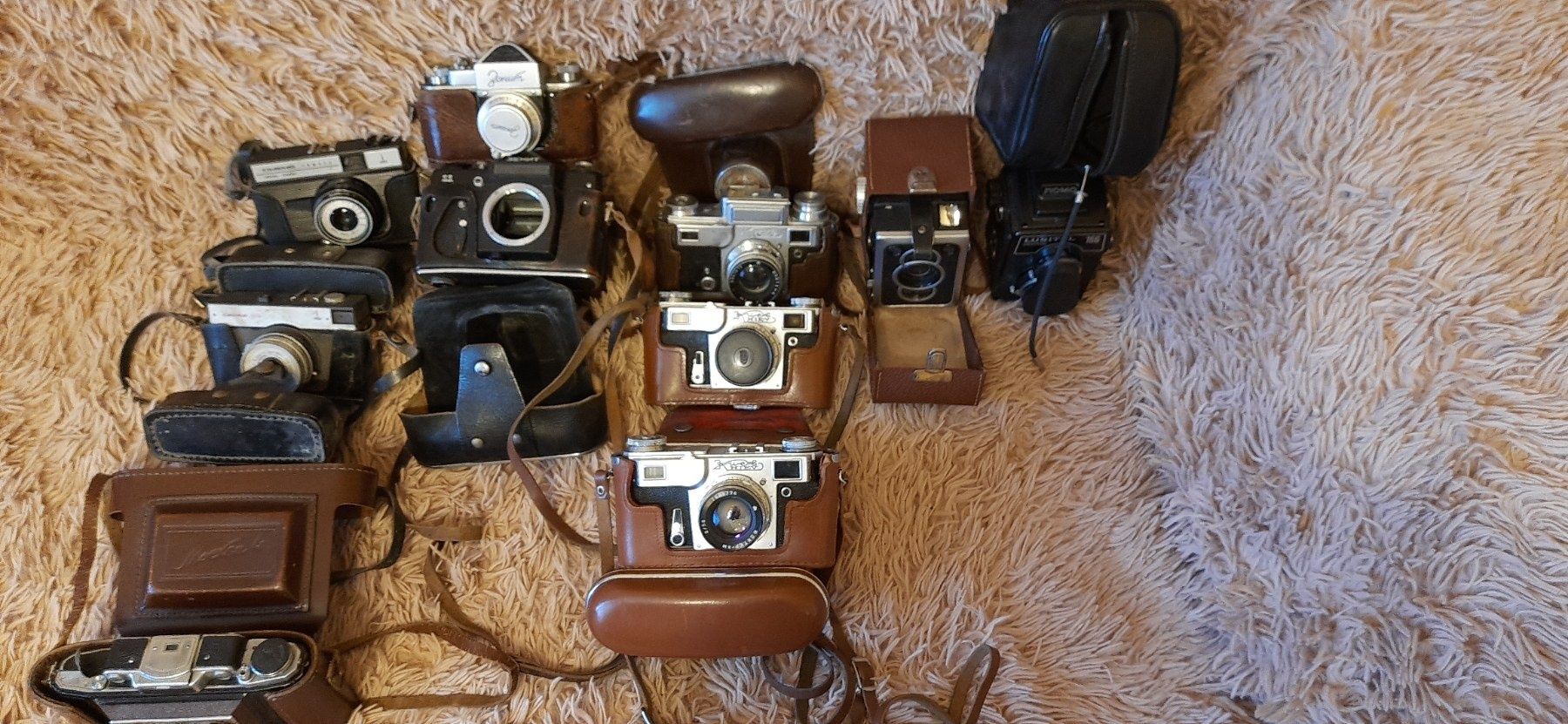 Продам коллекцию фотоаппаратов
