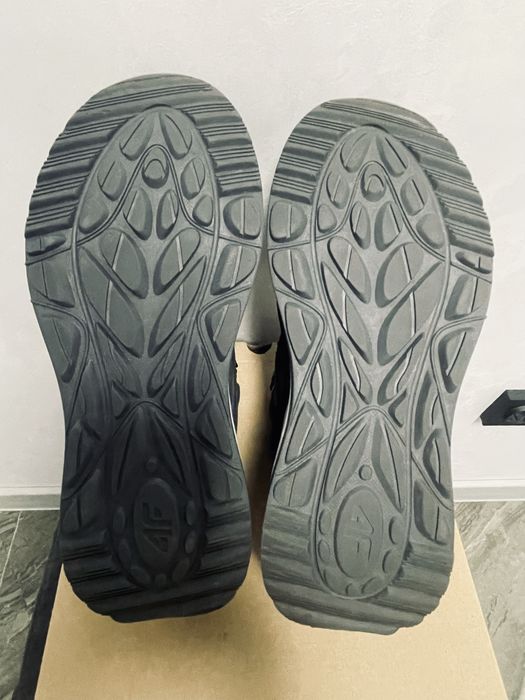 Черевики зимові 4F термоботинки спортивні